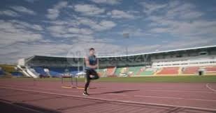 详解棒球规则中的故意漏接判定防范通过漏接制造双杀的行为