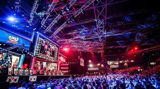 明年3月 明年3月