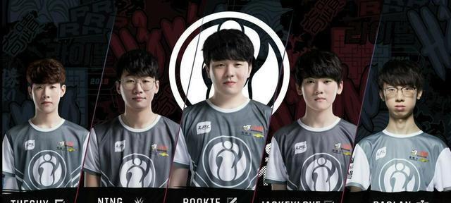 一丝不苟 一丝不苟