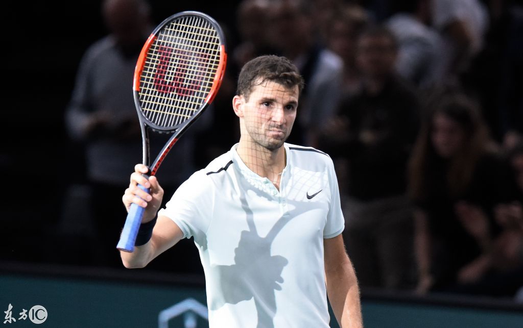 现出卓越的 现出卓越的